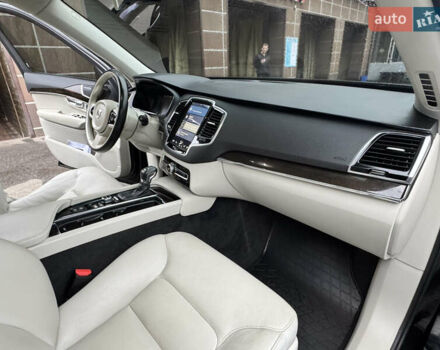 Черный Вольво ХС90, объемом двигателя 1.97 л и пробегом 175 тыс. км за 25800 $, фото 6 на Automoto.ua