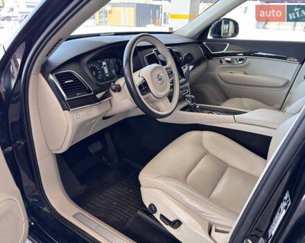 Черный Вольво ХС90, объемом двигателя 1.97 л и пробегом 242 тыс. км за 24800 $, фото 6 на Automoto.ua