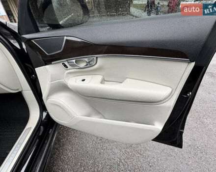 Черный Вольво ХС90, объемом двигателя 1.97 л и пробегом 175 тыс. км за 25800 $, фото 9 на Automoto.ua