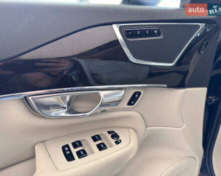 Черный Вольво ХС90, объемом двигателя 1.97 л и пробегом 242 тыс. км за 24800 $, фото 9 на Automoto.ua