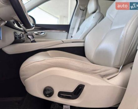 Черный Вольво ХС90, объемом двигателя 1.97 л и пробегом 242 тыс. км за 24800 $, фото 8 на Automoto.ua