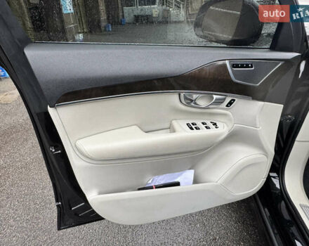 Черный Вольво ХС90, объемом двигателя 1.97 л и пробегом 175 тыс. км за 25800 $, фото 21 на Automoto.ua