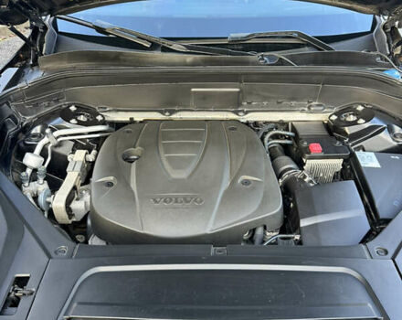 Чорний Вольво ХС90, об'ємом двигуна 2 л та пробігом 142 тис. км за 41000 $, фото 25 на Automoto.ua