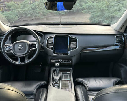 Чорний Вольво ХС90, об'ємом двигуна 2 л та пробігом 142 тис. км за 41000 $, фото 13 на Automoto.ua
