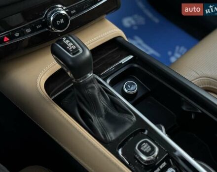 Чорний Вольво ХС90, об'ємом двигуна 1.97 л та пробігом 146 тис. км за 47990 $, фото 46 на Automoto.ua