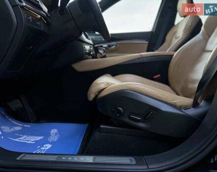 Чорний Вольво ХС90, об'ємом двигуна 1.97 л та пробігом 146 тис. км за 47990 $, фото 58 на Automoto.ua