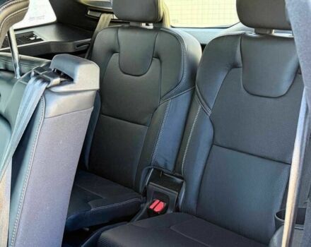 Чорний Вольво ХС90, об'ємом двигуна 2 л та пробігом 39 тис. км за 4968 $, фото 9 на Automoto.ua