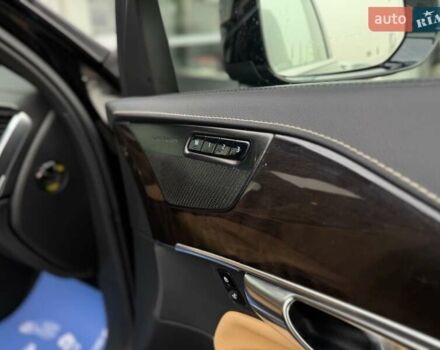 Чорний Вольво ХС90, об'ємом двигуна 1.97 л та пробігом 146 тис. км за 47990 $, фото 91 на Automoto.ua