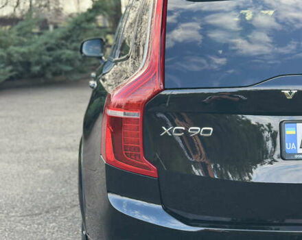 Чорний Вольво ХС90, об'ємом двигуна 2 л та пробігом 142 тис. км за 41000 $, фото 8 на Automoto.ua