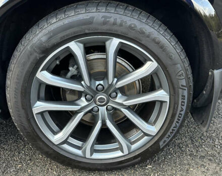 Чорний Вольво ХС90, об'ємом двигуна 2 л та пробігом 142 тис. км за 41000 $, фото 11 на Automoto.ua