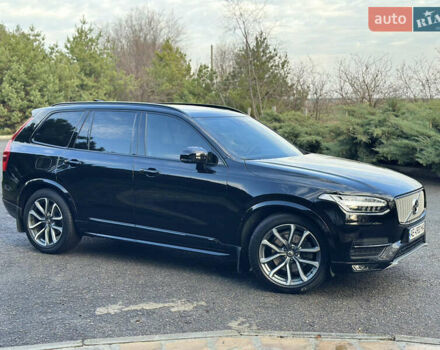 Чорний Вольво ХС90, об'ємом двигуна 2 л та пробігом 142 тис. км за 41000 $, фото 5 на Automoto.ua