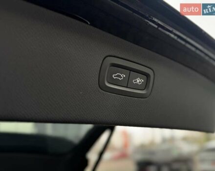 Чорний Вольво ХС90, об'ємом двигуна 1.97 л та пробігом 146 тис. км за 47990 $, фото 40 на Automoto.ua