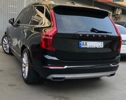 Чорний Вольво ХС90, об'ємом двигуна 2 л та пробігом 138 тис. км за 50000 $, фото 3 на Automoto.ua