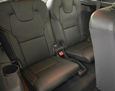 Черный Вольво ХС90, объемом двигателя 2 л и пробегом 34 тыс. км за 28000 $, фото 11 на Automoto.ua