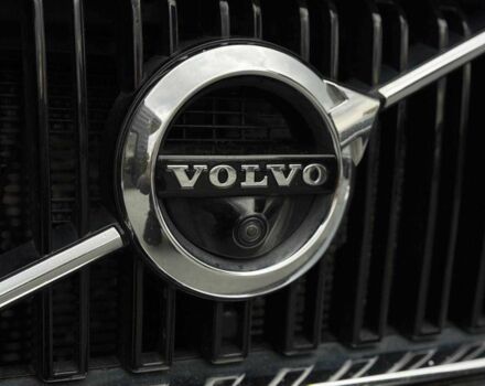 Вольво ХС90 2019 в Ровно на Automoto.ua Черный Вольво ХС90, объемом двигателя 2 л и пробегом 332 тыс. км за 21900 $, фото 4 на Automoto.ua