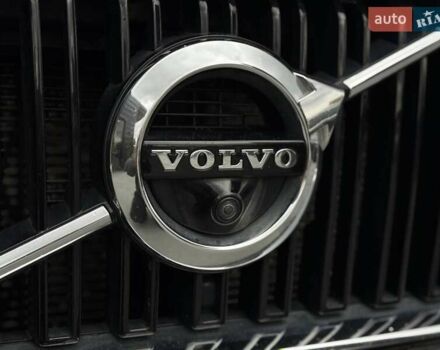 Вольво ХС90 2019 в Ровно на Automoto.ua Черный Вольво ХС90, объемом двигателя 1.97 л и пробегом 332 тыс. км за 21900 $, фото 16 на Automoto.ua
