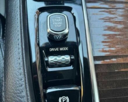 Черный Вольво ХС90, объемом двигателя 2 л и пробегом 43 тыс. км за 8500 $, фото 11 на Automoto.ua