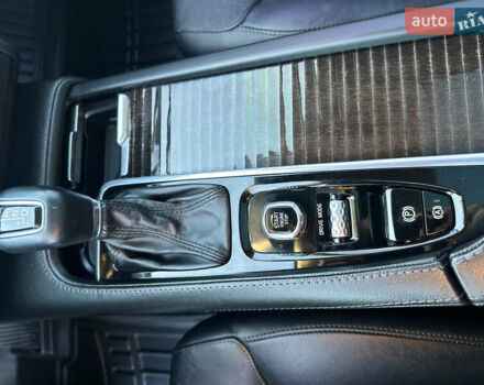 Черный Вольво ХС90, объемом двигателя 2 л и пробегом 261 тыс. км за 27000 $, фото 44 на Automoto.ua