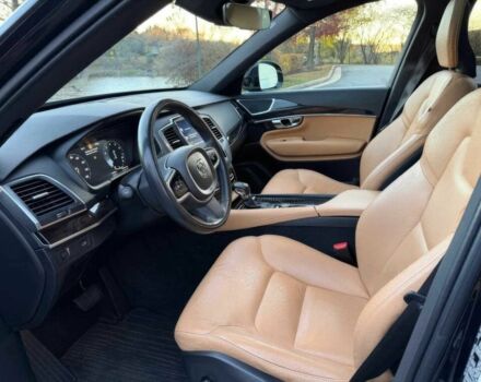 Чорний Вольво ХС90, об'ємом двигуна 2 л та пробігом 39 тис. км за 14000 $, фото 8 на Automoto.ua