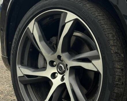 Чорний Вольво ХС90, об'ємом двигуна 2 л та пробігом 92 тис. км за 25500 $, фото 5 на Automoto.ua