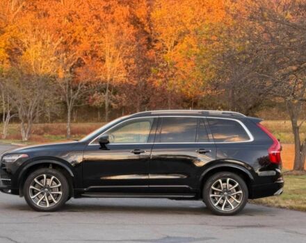 Чорний Вольво ХС90, об'ємом двигуна 2 л та пробігом 39 тис. км за 14000 $, фото 3 на Automoto.ua