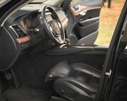 Черный Вольво ХС90, объемом двигателя 2 л и пробегом 34 тыс. км за 28000 $, фото 6 на Automoto.ua