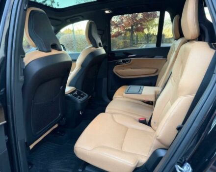 Чорний Вольво ХС90, об'ємом двигуна 2 л та пробігом 39 тис. км за 14000 $, фото 16 на Automoto.ua