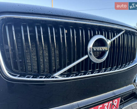 Черный Вольво ХС90, объемом двигателя 2 л и пробегом 261 тыс. км за 27000 $, фото 6 на Automoto.ua