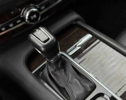 Вольво ХС90 2019 в Ровно на Automoto.ua Черный Вольво ХС90, объемом двигателя 2 л и пробегом 332 тыс. км за 21900 $, фото 16 на Automoto.ua