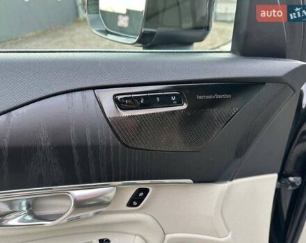 Чорний Вольво ХС90, об'ємом двигуна 1.97 л та пробігом 196 тис. км за 27800 $, фото 18 на Automoto.ua