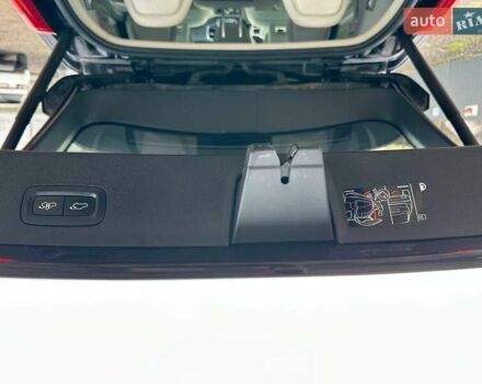 Чорний Вольво ХС90, об'ємом двигуна 1.97 л та пробігом 196 тис. км за 27800 $, фото 26 на Automoto.ua