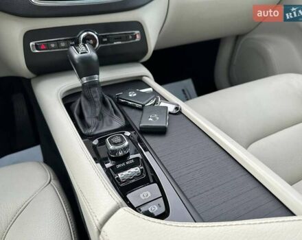 Чорний Вольво ХС90, об'ємом двигуна 1.97 л та пробігом 196 тис. км за 27800 $, фото 34 на Automoto.ua