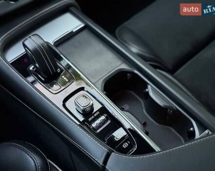 Вольво ХС90 2020 в Хмельницком на Automoto.ua Черный Вольво ХС90, объемом двигателя 1.97 л и пробегом 92 тыс. км за 53000 $, фото 47 на Automoto.ua