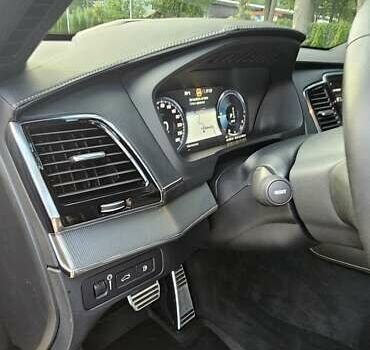 Чорний Вольво ХС90, об'ємом двигуна 2 л та пробігом 63 тис. км за 44000 $, фото 56 на Automoto.ua