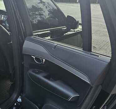 Чорний Вольво ХС90, об'ємом двигуна 2 л та пробігом 63 тис. км за 44000 $, фото 47 на Automoto.ua