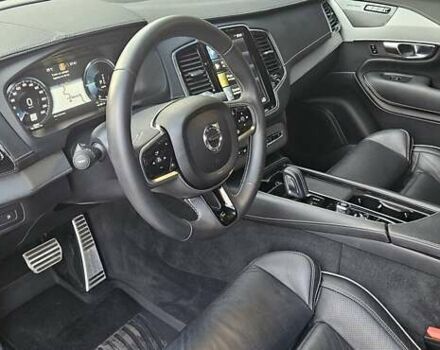 Чорний Вольво ХС90, об'ємом двигуна 2 л та пробігом 63 тис. км за 44000 $, фото 17 на Automoto.ua