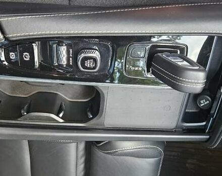 Вольво ХС90 2020 в Харькове на Automoto.ua Черный Вольво ХС90, объемом двигателя 2 л и пробегом 47 тыс. км за 48000 $, фото 27 на Automoto.ua