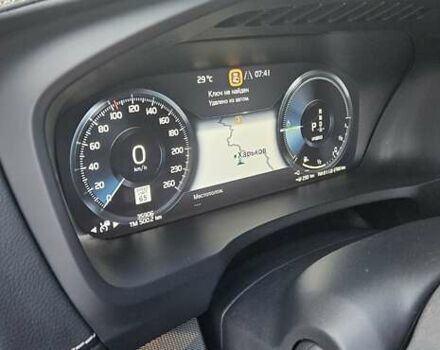Чорний Вольво ХС90, об'ємом двигуна 2 л та пробігом 63 тис. км за 44000 $, фото 18 на Automoto.ua