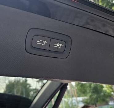 Чорний Вольво ХС90, об'ємом двигуна 2 л та пробігом 63 тис. км за 44000 $, фото 54 на Automoto.ua