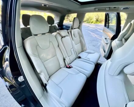 Чорний Вольво ХС90, об'ємом двигуна 2 л та пробігом 25 тис. км за 26600 $, фото 12 на Automoto.ua