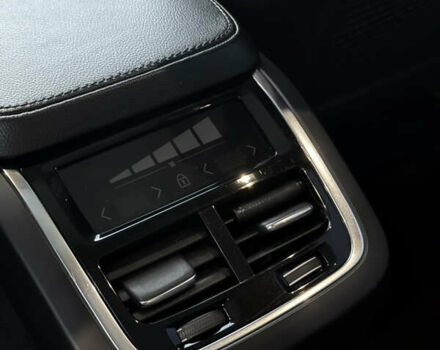 Черный Вольво ХС90, объемом двигателя 2 л и пробегом 161 тыс. км за 29500 $, фото 11 на Automoto.ua