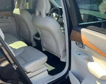 Вольво ХС90 2021 в Киеве на Automoto.ua Черный Вольво ХС90, объемом двигателя 2 л и пробегом 45 тыс. км за 31000 $, фото 9 на Automoto.ua