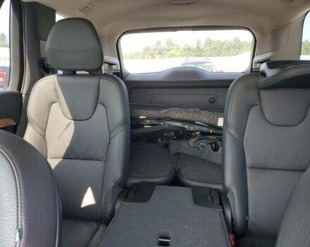 Чорний Вольво ХС90, об'ємом двигуна 2 л та пробігом 30 тис. км за 33985 $, фото 10 на Automoto.ua