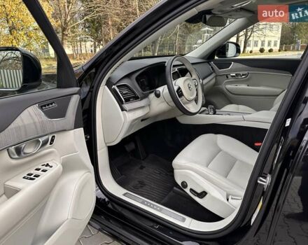 Чорний Вольво ХС90, об'ємом двигуна 1.97 л та пробігом 14 тис. км за 44000 $, фото 20 на Automoto.ua