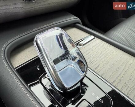 Черный Вольво ХС90, объемом двигателя 2 л и пробегом 15 тыс. км за 59900 $, фото 76 на Automoto.ua