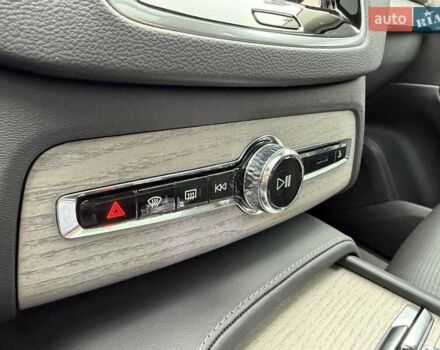 Черный Вольво ХС90, объемом двигателя 2 л и пробегом 15 тыс. км за 59900 $, фото 77 на Automoto.ua