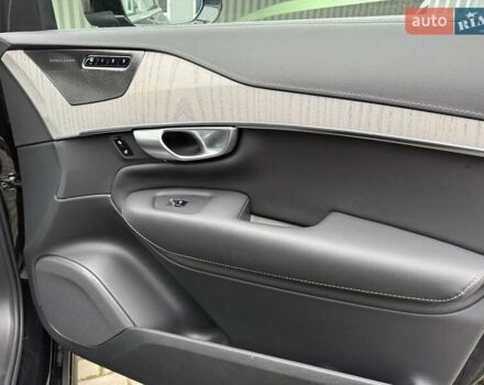 Черный Вольво ХС90, объемом двигателя 2 л и пробегом 15 тыс. км за 59900 $, фото 32 на Automoto.ua