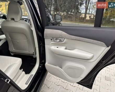 Чорний Вольво ХС90, об'ємом двигуна 1.97 л та пробігом 14 тис. км за 44000 $, фото 14 на Automoto.ua