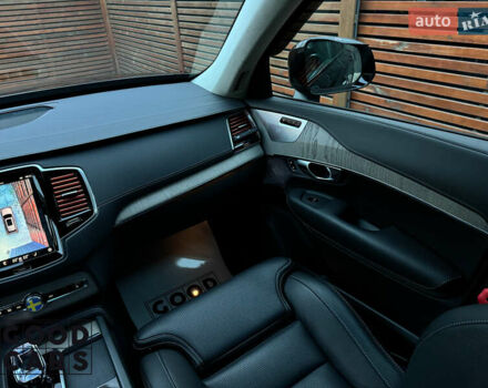 Черный Вольво ХС90, объемом двигателя 1.97 л и пробегом 24 тыс. км за 94000 $, фото 39 на Automoto.ua