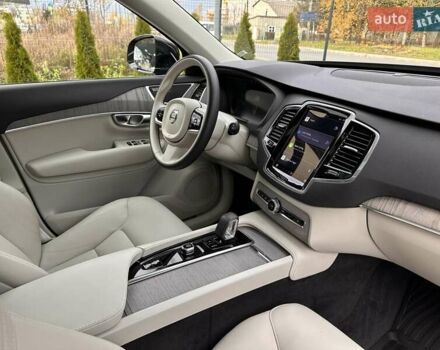 Чорний Вольво ХС90, об'ємом двигуна 1.97 л та пробігом 14 тис. км за 44000 $, фото 10 на Automoto.ua